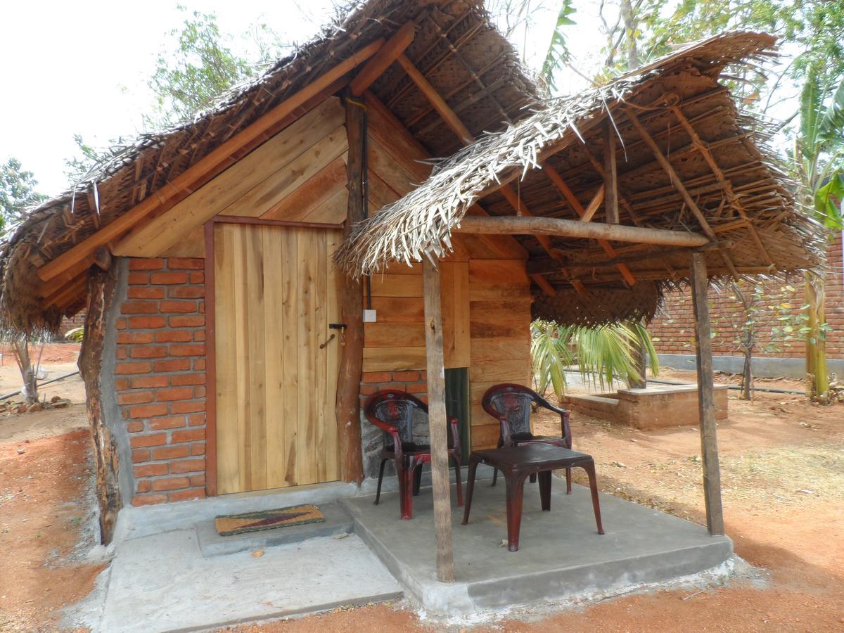 Sigiri Lake Paradise Villa Sigiriya Exterior photo