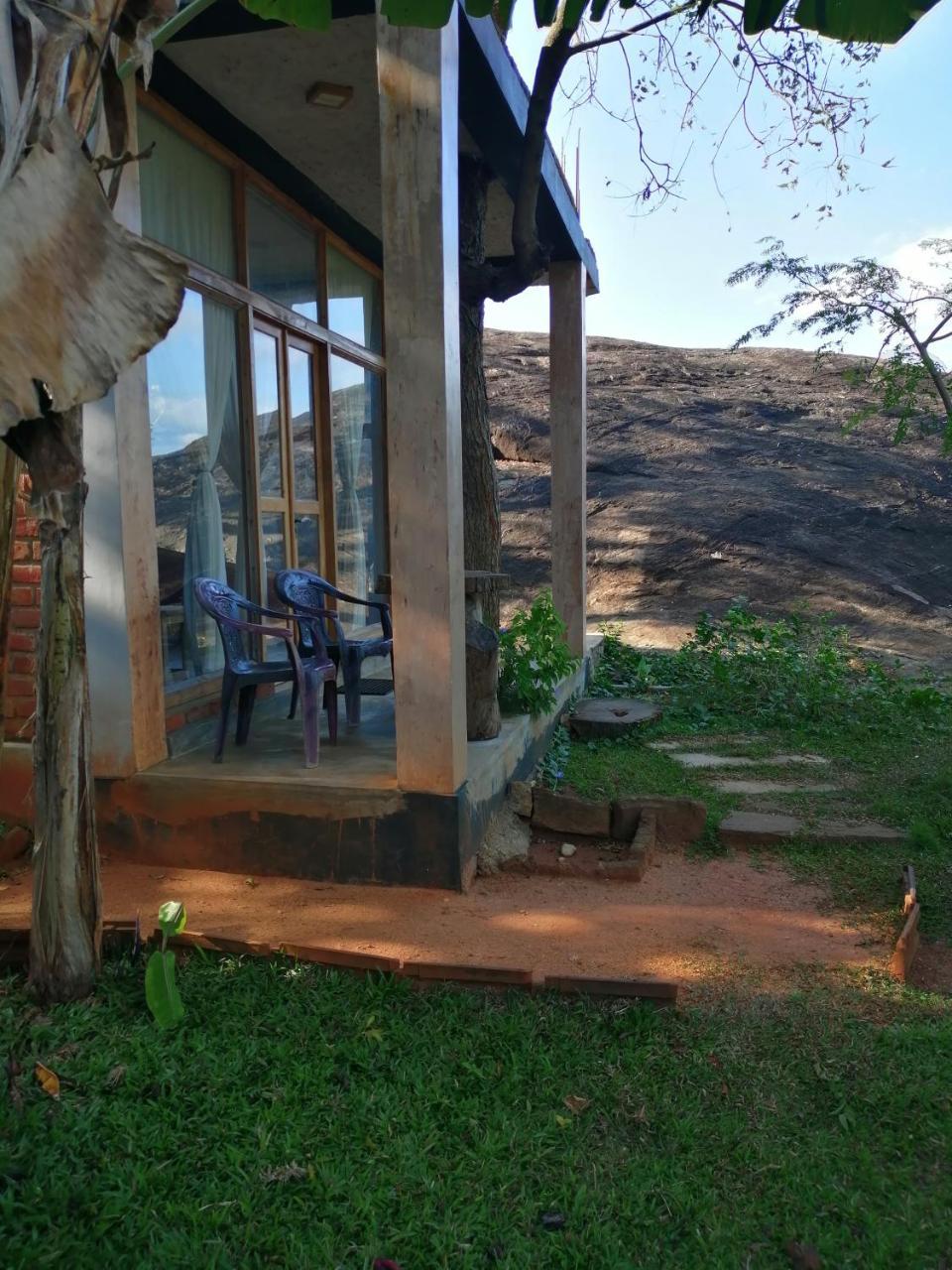 Sigiri Lake Paradise Villa Sigiriya Exterior photo